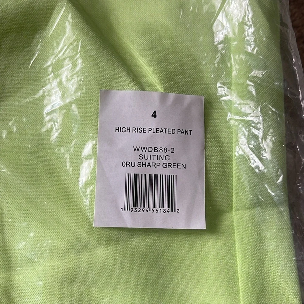 0307 - WEWOREWHAT High Rise Pleated Pant size 4 $79 - Picture 6 of 7